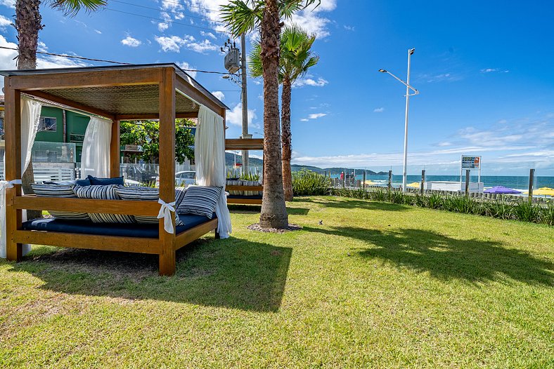 Dúplex con vista al mar en Bombas