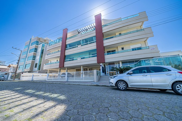 Edificio Costa Brava en Canto Grande Bombinhas